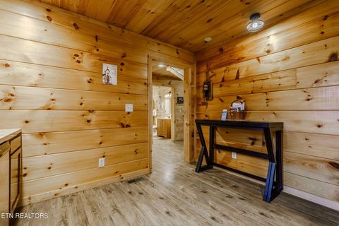 Tiny photo for 625628 Pinecrest Drive, Gatlinburg, TN 37738 (MLS # 1340931)