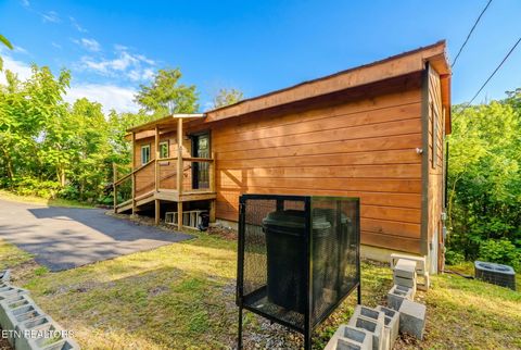 Tiny photo for 625628 Pinecrest Drive, Gatlinburg, TN 37738 (MLS # 1340931)