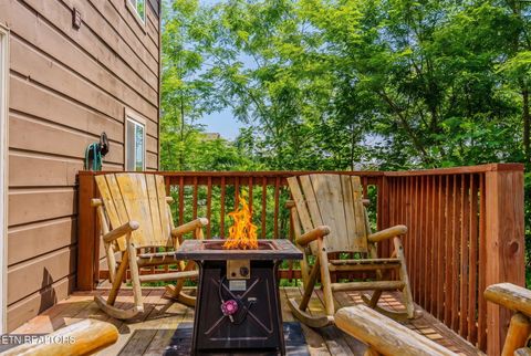 Tiny photo for 625628 Pinecrest Drive, Gatlinburg, TN 37738 (MLS # 1340931)