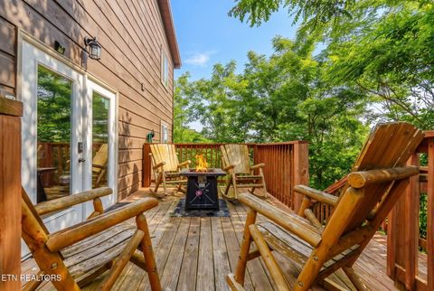 Tiny photo for 625628 Pinecrest Drive, Gatlinburg, TN 37738 (MLS # 1340931)