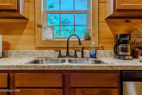 Tiny photo for 625628 Pinecrest Drive, Gatlinburg, TN 37738 (MLS # 1340931)