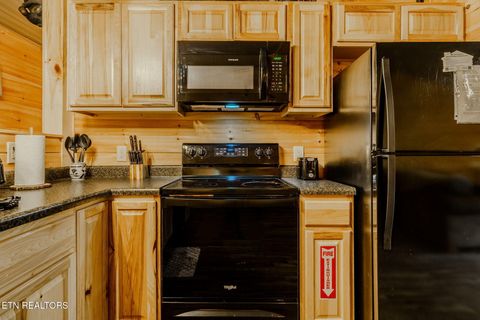Tiny photo for 625628 Pinecrest Drive, Gatlinburg, TN 37738 (MLS # 1340931)