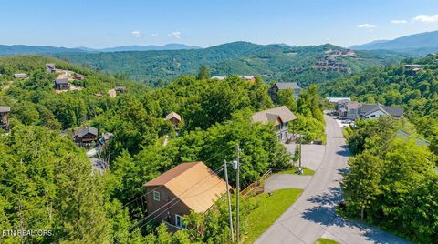 Tiny photo for 625628 Pinecrest Drive, Gatlinburg, TN 37738 (MLS # 1340931)