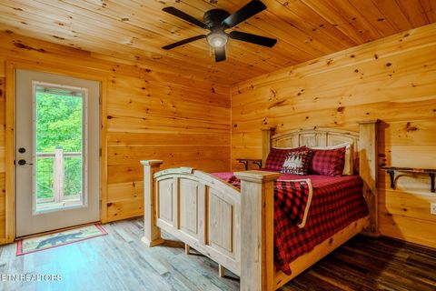 Tiny photo for 625628 Pinecrest Drive, Gatlinburg, TN 37738 (MLS # 1340931)