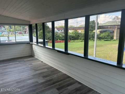 Tiny photo for 321 Willow Lane, Rocky Top, TN 37769 (MLS # 1357011)