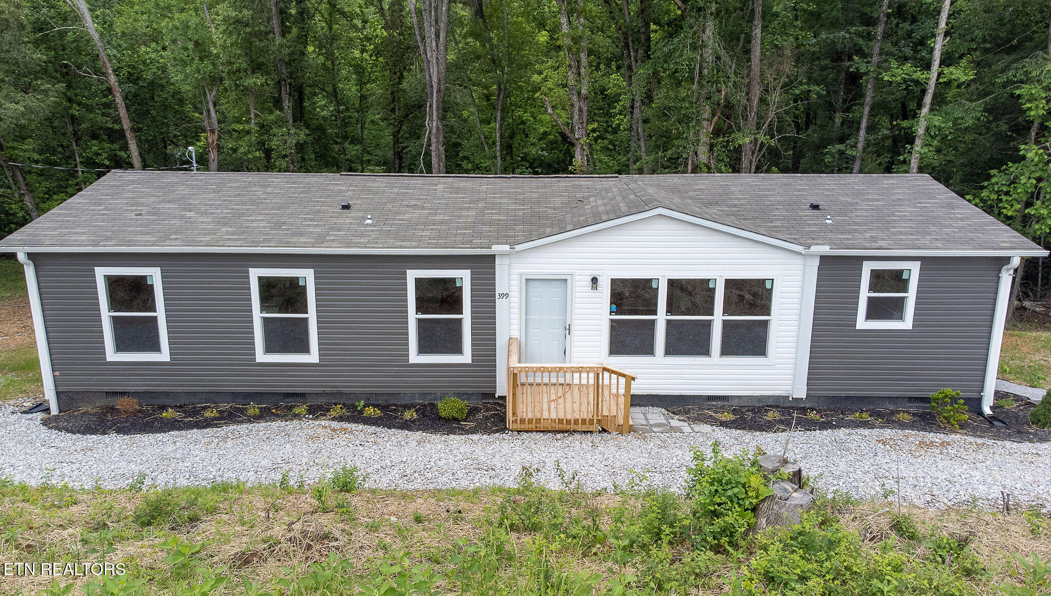 399 Black Oak Rd