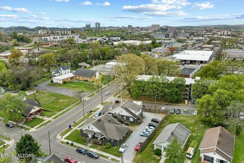 Photo of 1923 McCalla Ave, Knoxville, TN 37915 (MLS # 1334960)