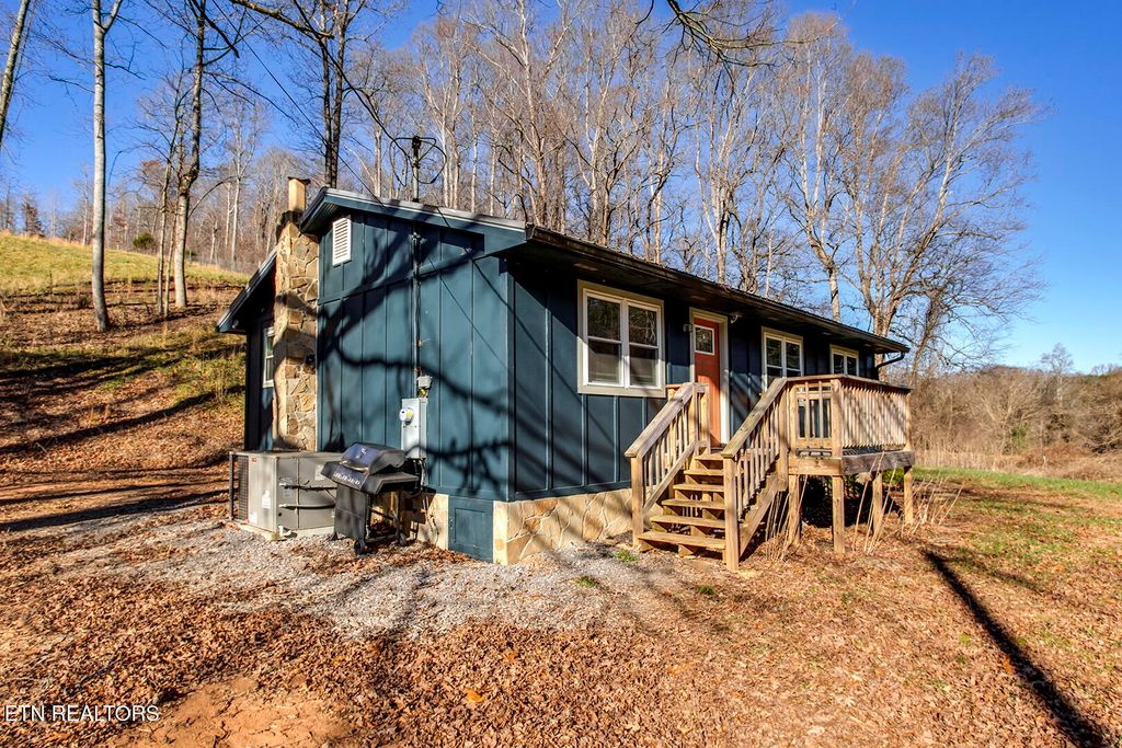 Photo of 2382 Highway 39E, Englewood, TN 37329 (MLS # 1324665)