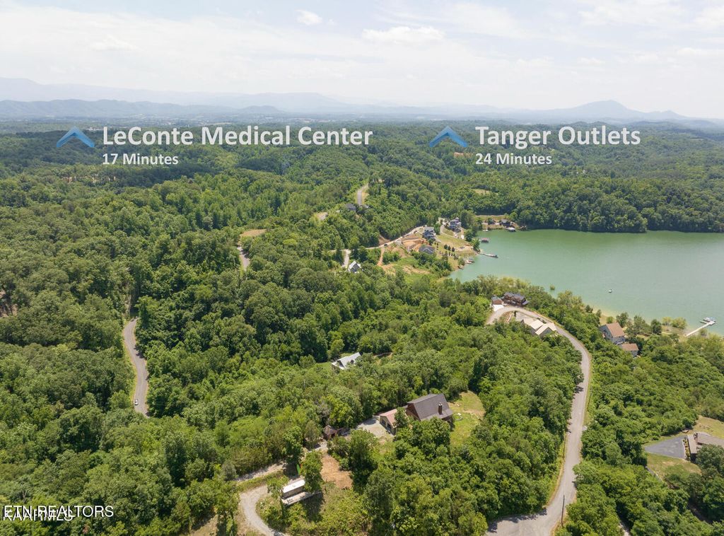 Photo of 2 Penelope Lane, Sevierville, TN 37862 (MLS # 1307397)