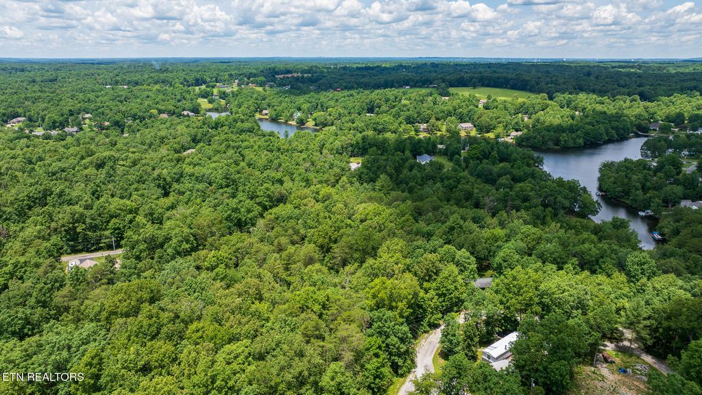 Photo of 5011 Ostego Drive, Crossville, TN 38572 (MLS # 1325986)