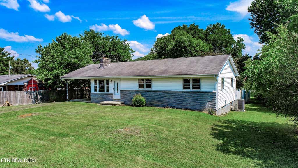Photo of 491 Justus St. St, Newport, TN 37821 (MLS # 1306151)