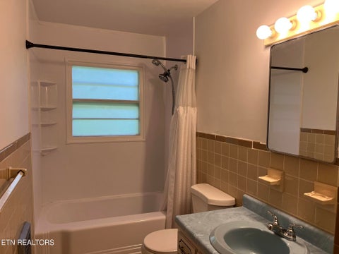 Tiny photo for 504 Hayworth Drive, Knoxville, TN 37920 (MLS # 1357705)