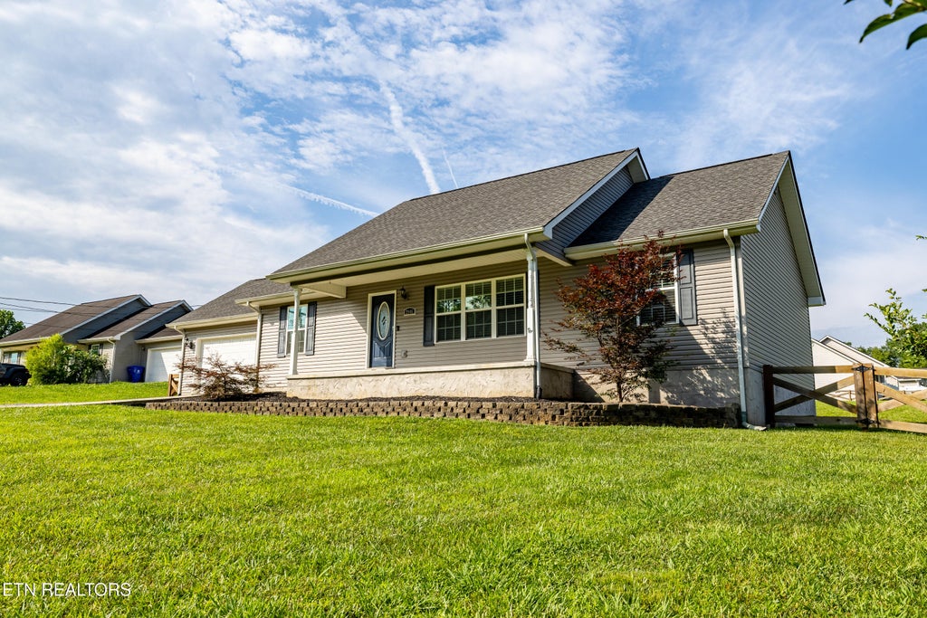 Photo of 2946 Old Whites Mill Rd, Maryville, TN 37803 (MLS # 1347007)
