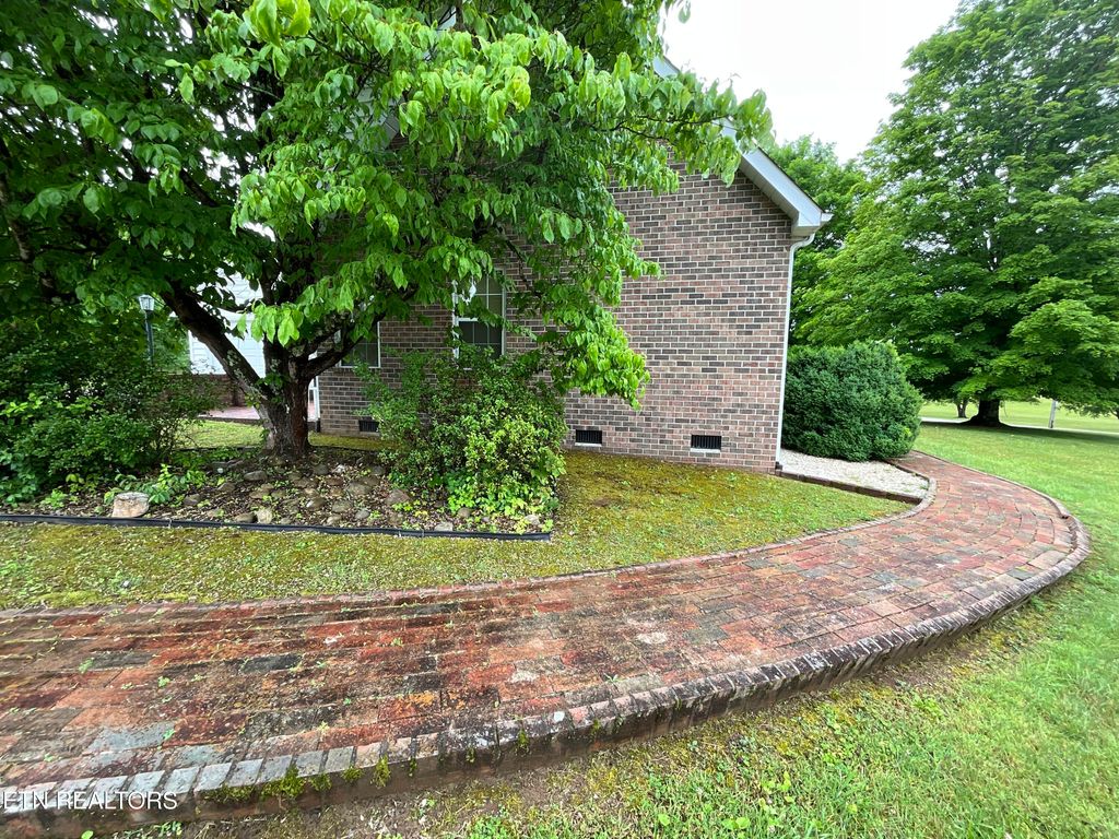 Photo of 294 Foothills Drive, Rockwood, TN 37854 (MLS # 1342974)