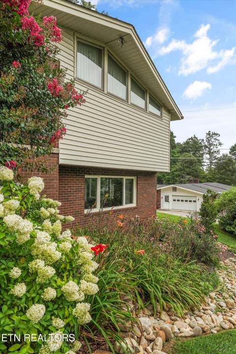 Tiny photo for 4704 Simona Rd, Knoxville, TN 37918 (MLS # 1349817)