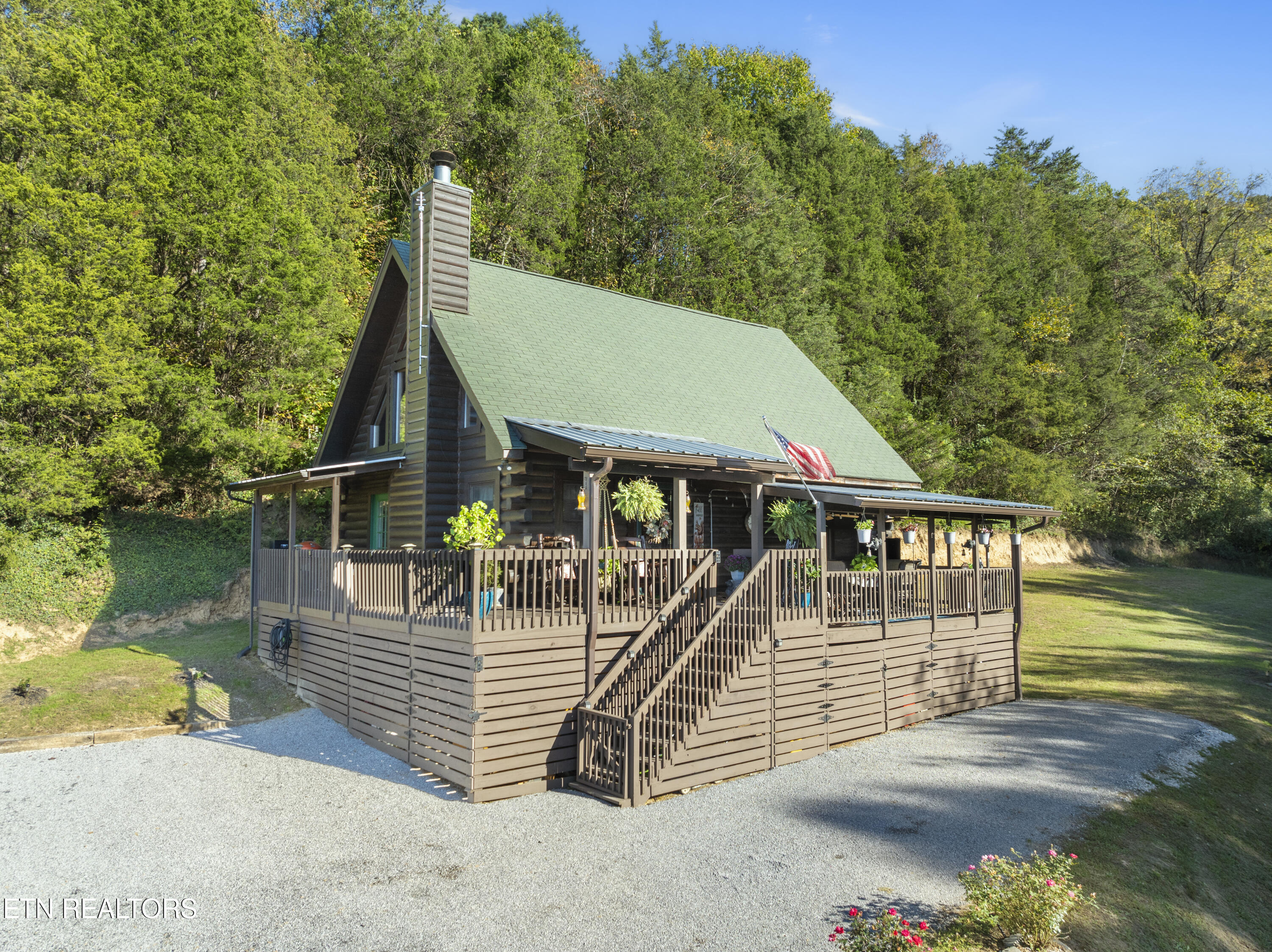 176 Humingbird Lane