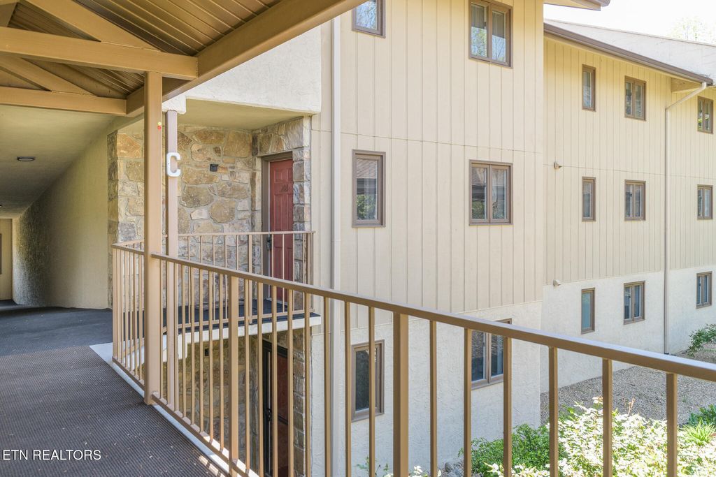 Photo of 224 Woodlands-Building C Rd #203, Gatlinburg, TN 37738 (MLS # 1297595)