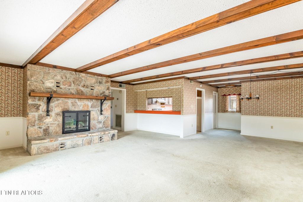 Photo of 224 Woodlands-Building C Rd #203, Gatlinburg, TN 37738 (MLS # 1297595)