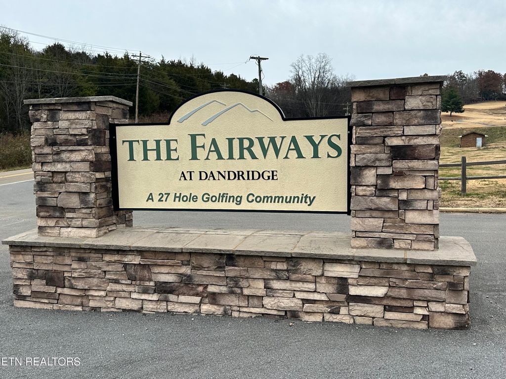 Photo of 11 Fairway Drive, Dandridge, TN 37725 (MLS # 1284924)