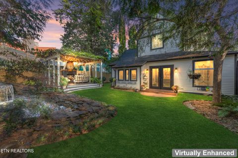 Tiny photo for 719 Luttrell St, Knoxville, TN 37917 (MLS # 1319328)