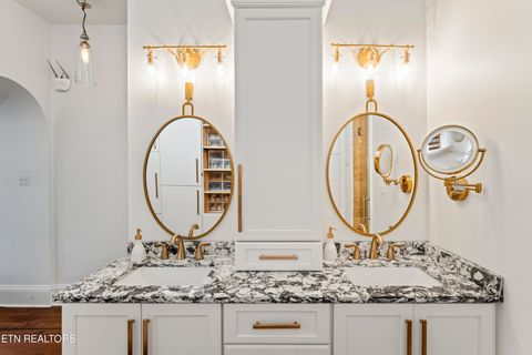 Tiny photo for 719 Luttrell St, Knoxville, TN 37917 (MLS # 1319328)