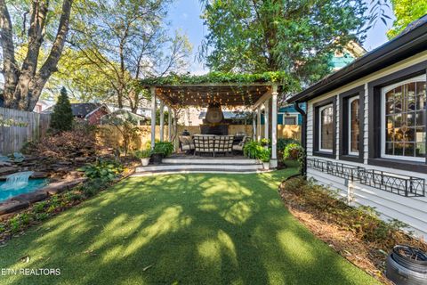 Tiny photo for 719 Luttrell St, Knoxville, TN 37917 (MLS # 1319328)