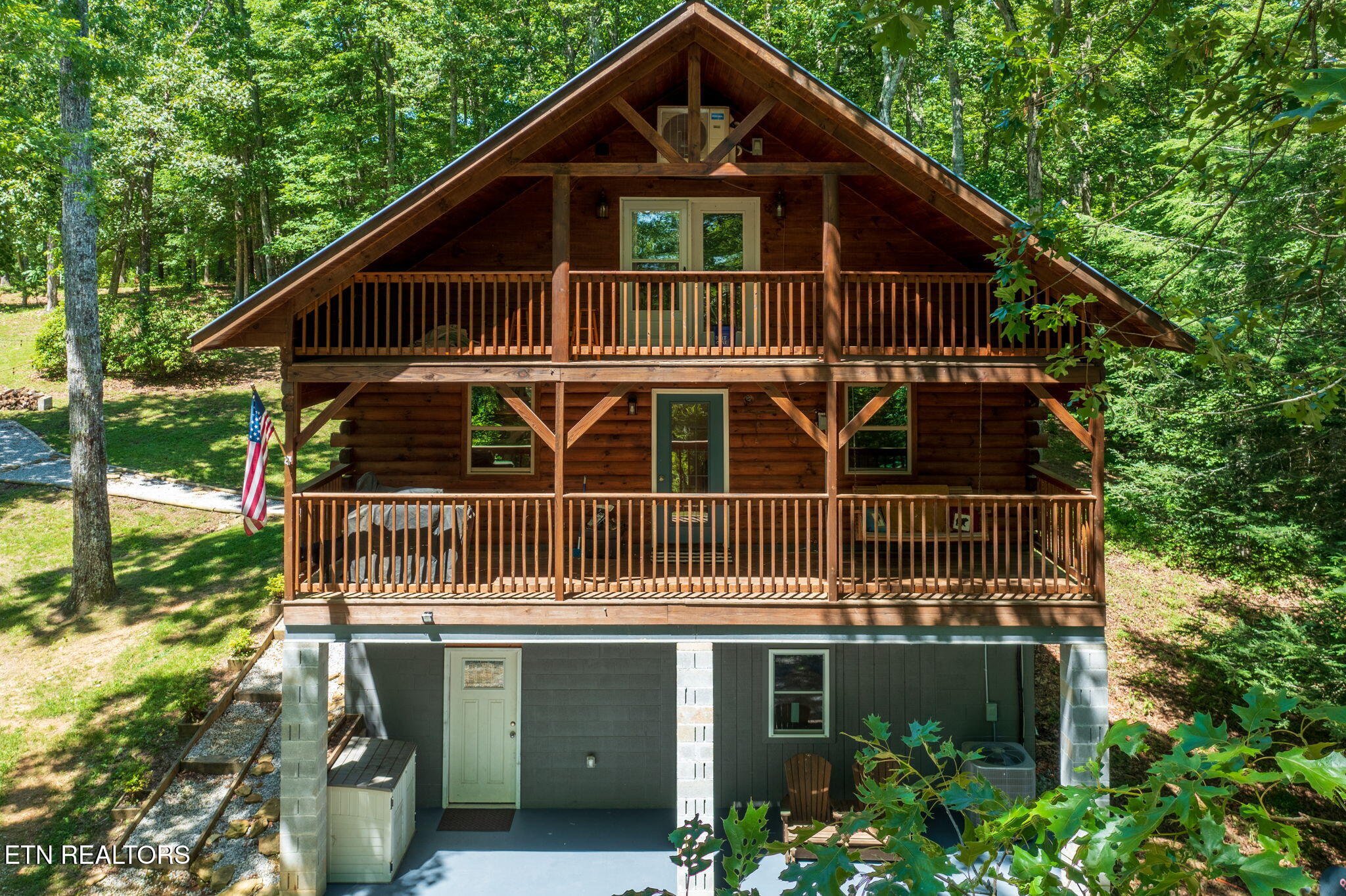 2240 Smith Moutain Rd Rd