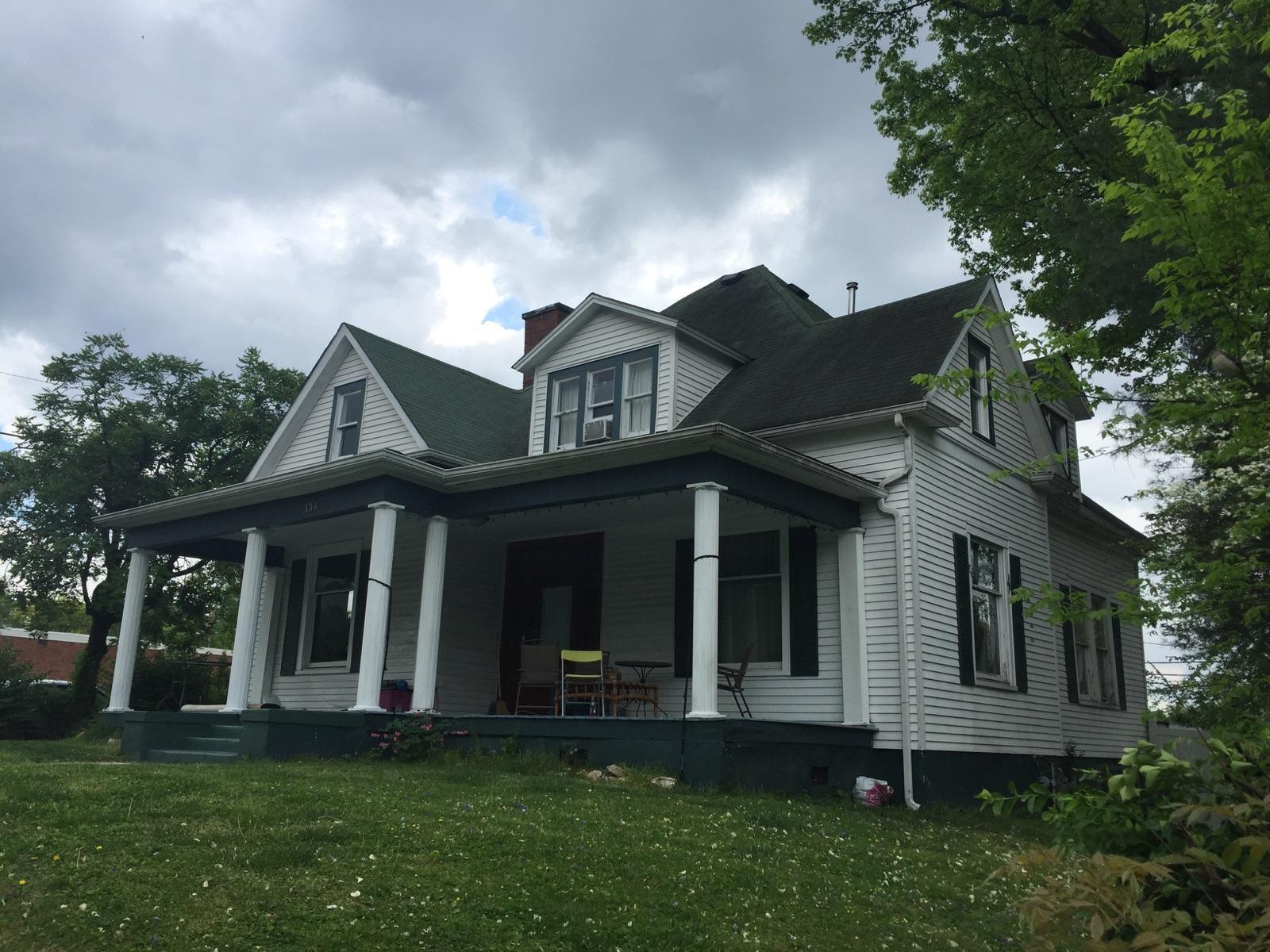 Photo 1 of 30 — 134 E Churchwell Ave, Knoxville, TN 37917