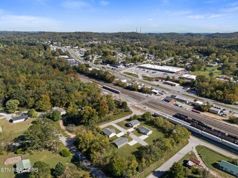 Tiny photo for 118 Bradys Way, Harriman, TN 37748 (MLS # 1359737)