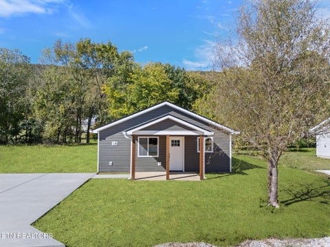 Photo of 118 Bradys Way, Harriman, TN 37748 (MLS # 1359737)