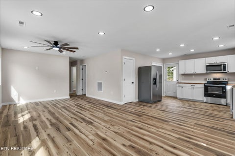 Tiny photo for 118 Bradys Way, Harriman, TN 37748 (MLS # 1359737)
