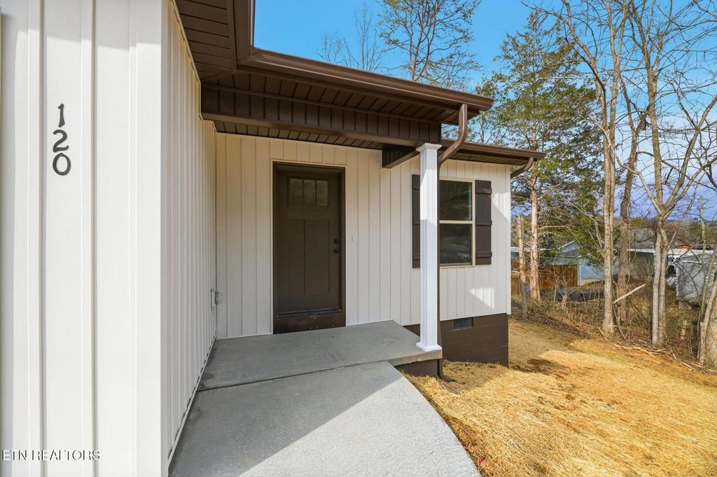 Photo of 120 Cross Creek Circle, Maynardville, TN 37807 (MLS # 1329114)