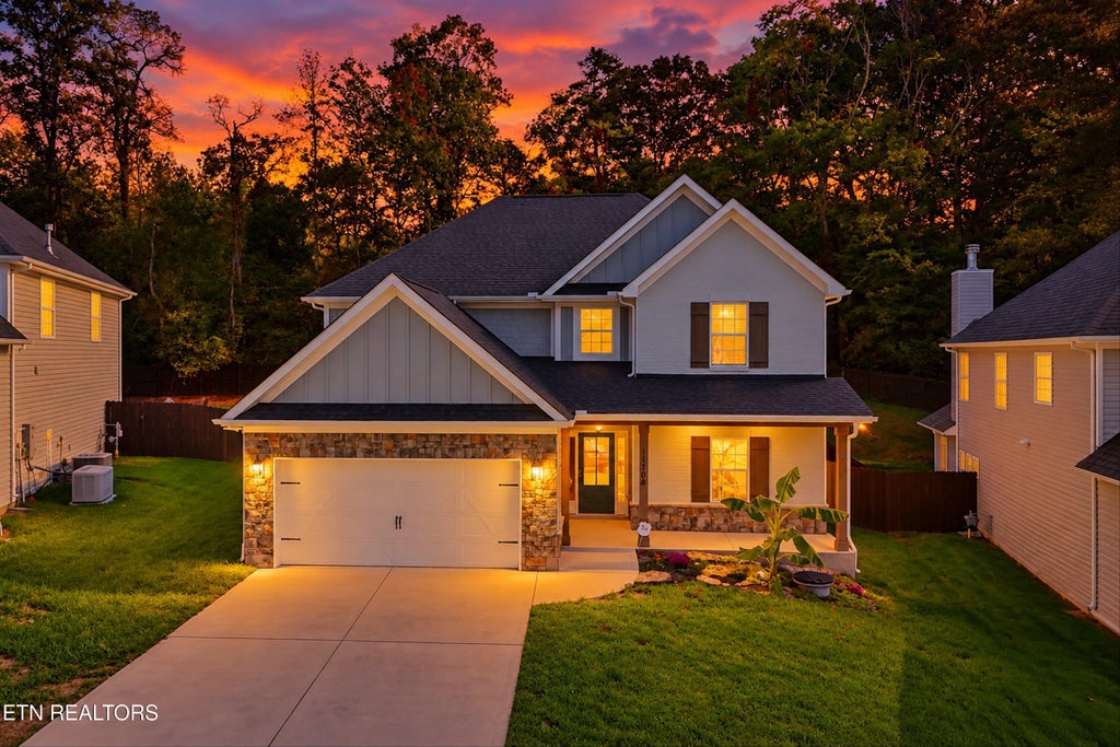 Photo of 11704 Pepper Ridge Lane, Knoxville, TN 37932 (MLS # 1359399)