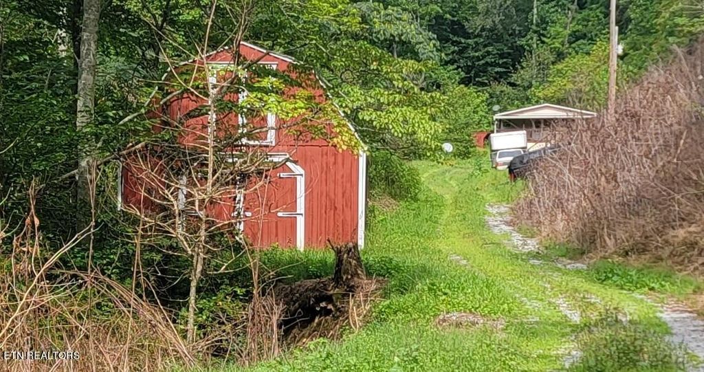 Photo of 341 Bucklick Lane, Tazewell, TN 37879 (MLS # 1239914)