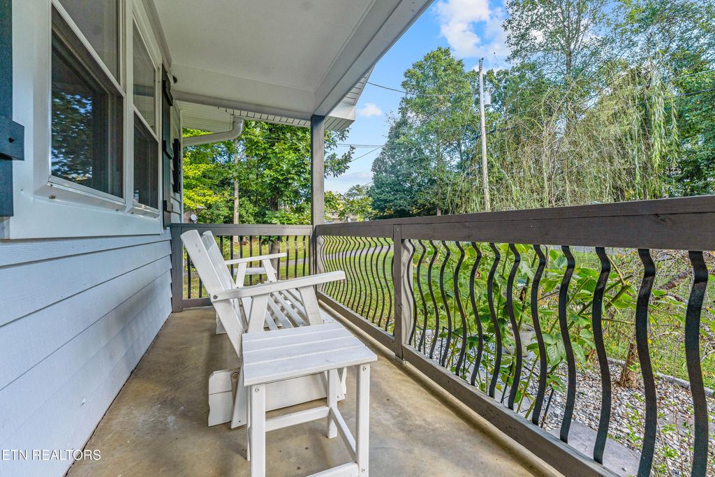 Photo of 830 Easey St, Seymour, TN 37865 (MLS # 1317105)