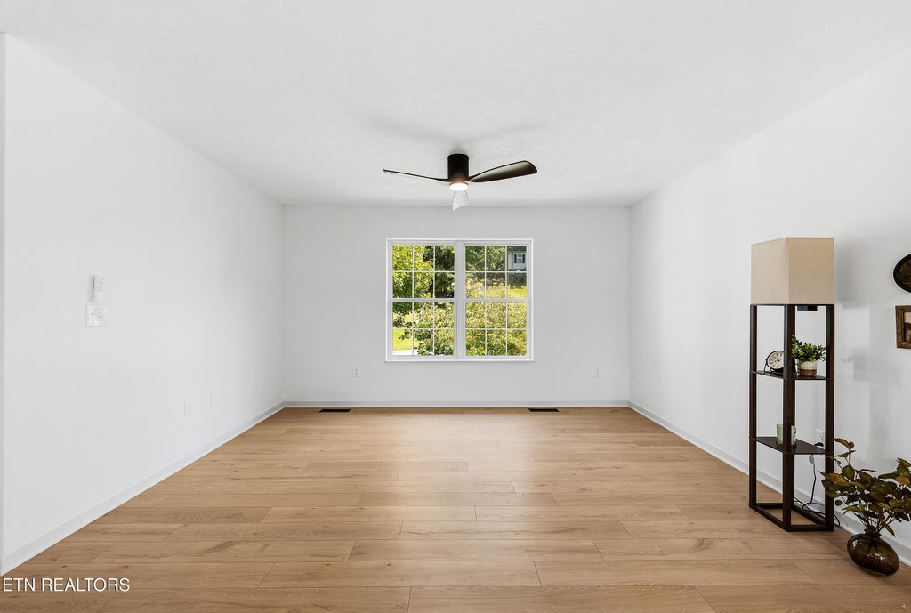 Photo of 621 Odell Court, Strawberry Plains, TN 37871 (MLS # 1353644)