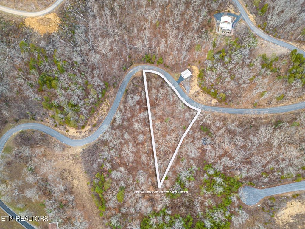 Photo of 18 Stone Bridge Drive, Dandridge, TN 37725 (MLS # 1332126)