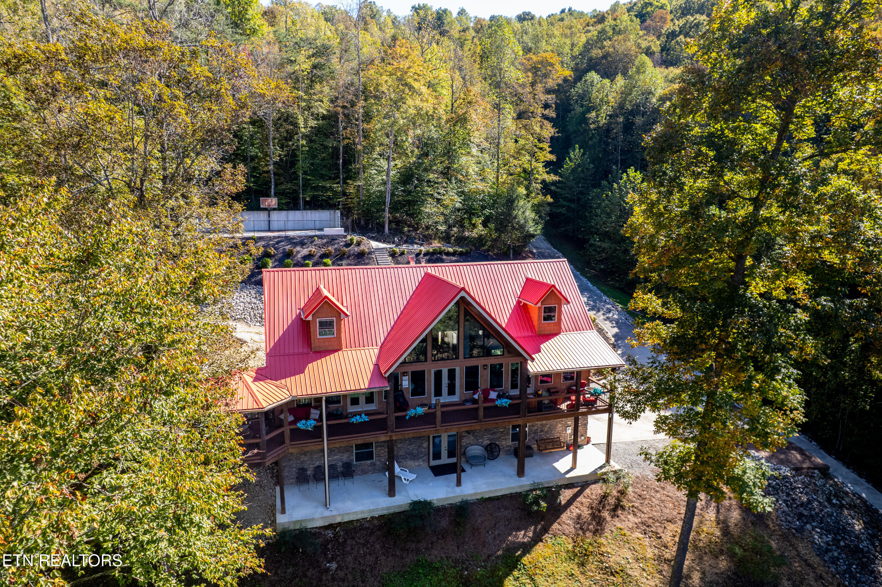 715 Landmark Rd