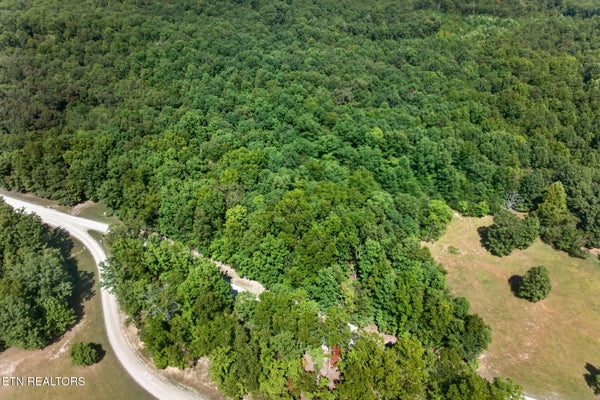 10 LONG BRANCH RD, SPENCER, TN 38585 - Image df6e4e32f93496fc421cdc977e2d1336/4041150312