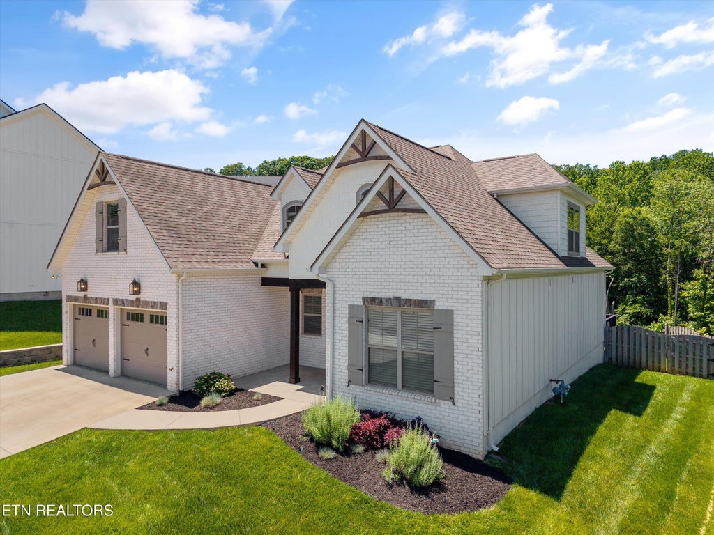 Photo of 1843 Pierceson Point Lane, Knoxville, TN 37932 (MLS # 1301945)