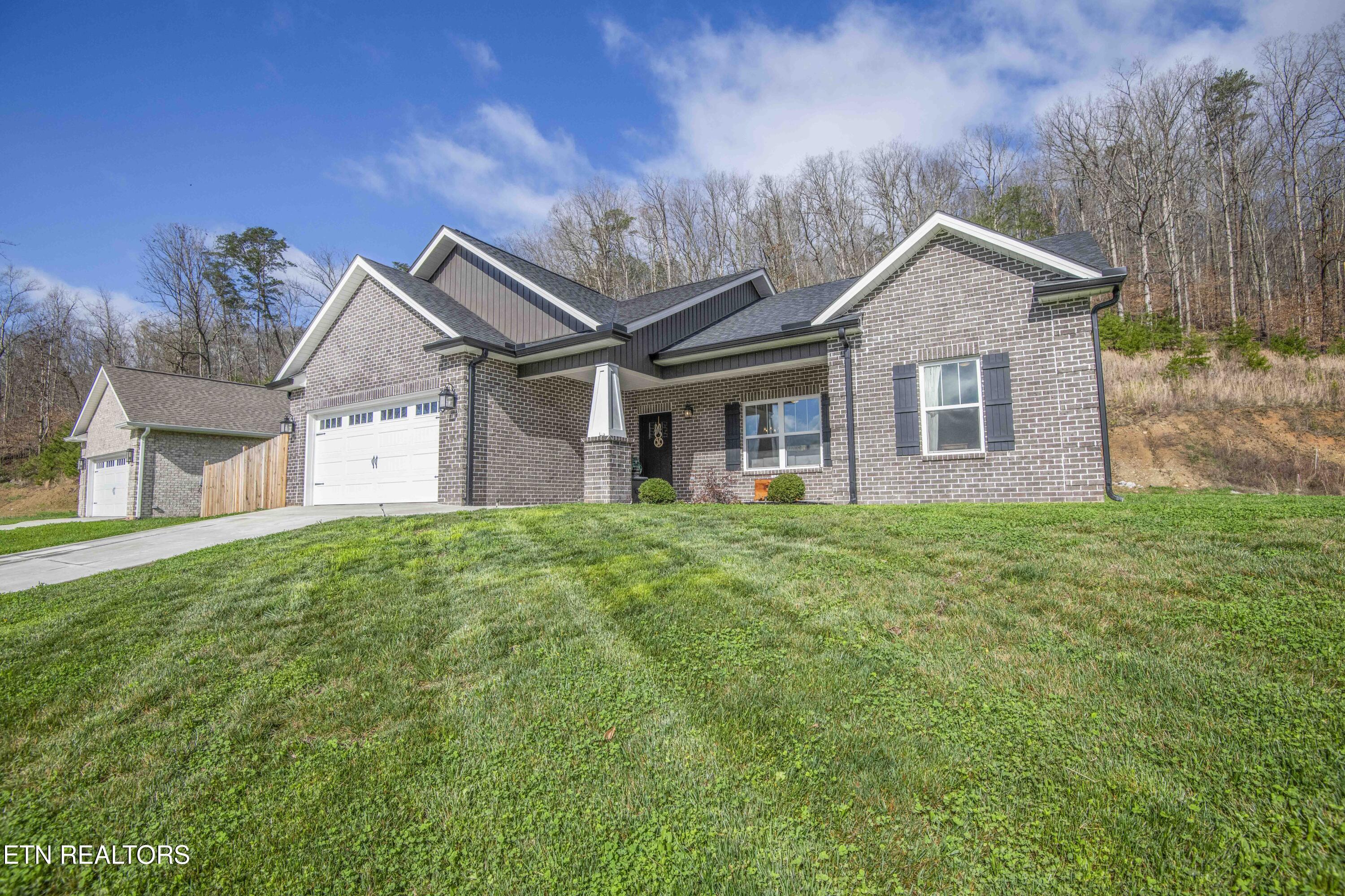 100 Claude Steadman Place