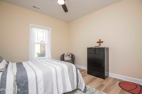 Tiny photo for 100 Claude Steadman Place, Clinton, TN 37716 (MLS # 1333492)