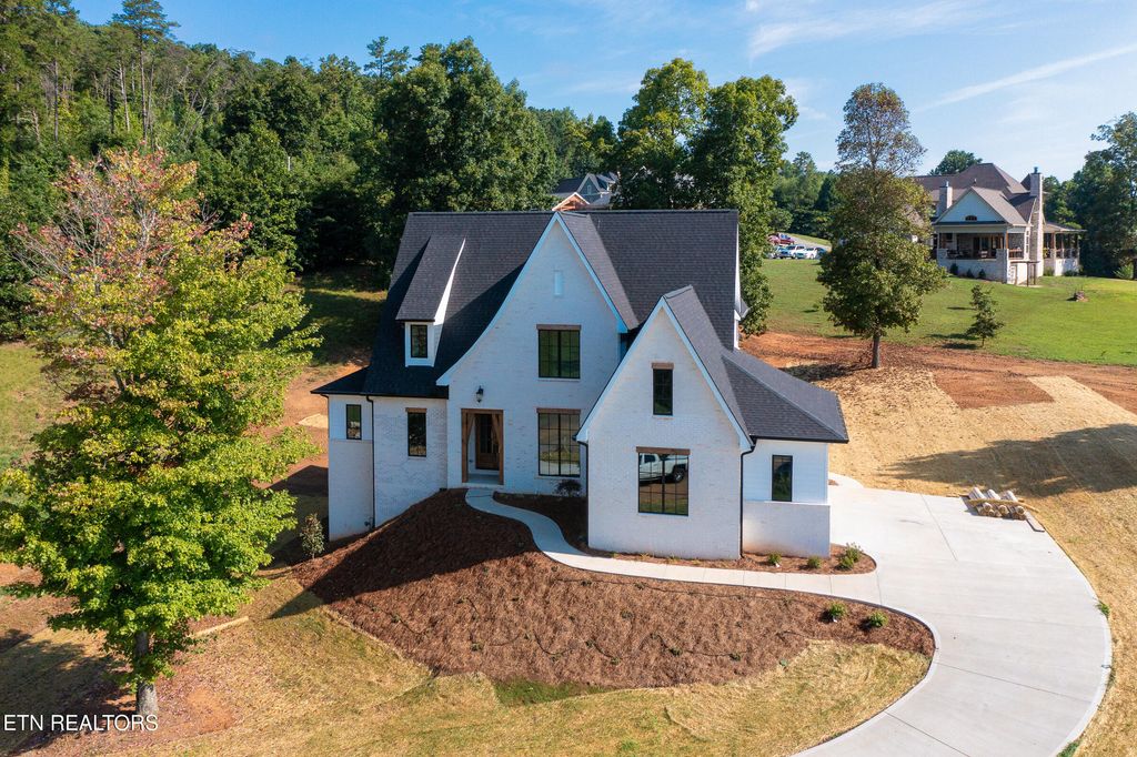 Photo of 828 Berkley Court, Seymour, TN 37865 (MLS # 1305561)