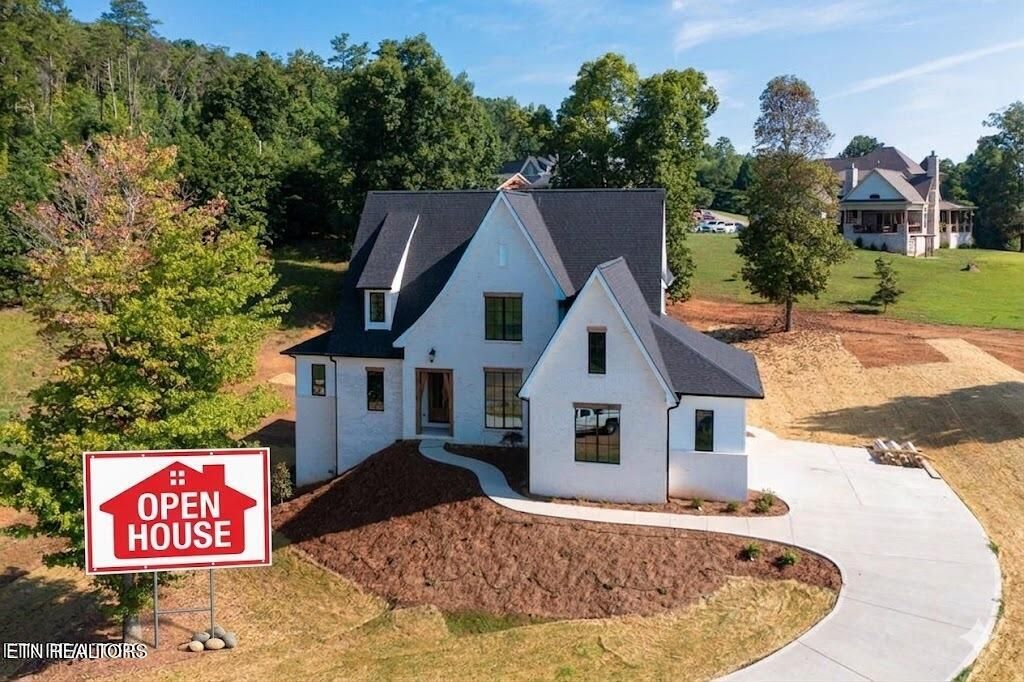 Photo of 828 Berkley Court, Seymour, TN 37865 (MLS # 1305561)