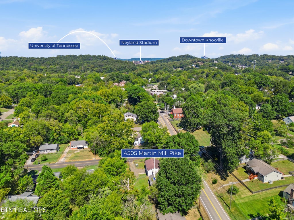 Photo of 4505 W Martin Mill Pike, Knoxville, TN 37920 (MLS # 1355186)