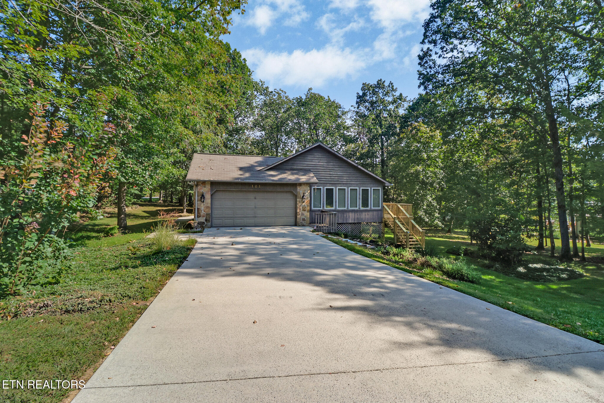 101 Walden Ridge Drive