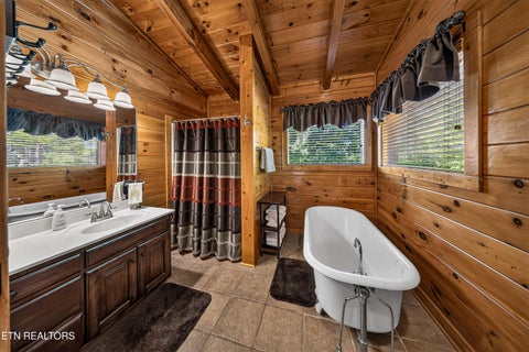 Tiny photo for 3702 Marian Lake Way, Sevierville, TN 37862 (MLS # 1357657)