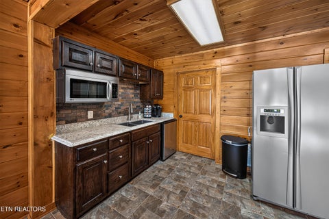 Tiny photo for 3702 Marian Lake Way, Sevierville, TN 37862 (MLS # 1357657)