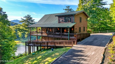Tiny photo for 3702 Marian Lake Way, Sevierville, TN 37862 (MLS # 1357657)