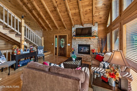 Tiny photo for 3702 Marian Lake Way, Sevierville, TN 37862 (MLS # 1357657)